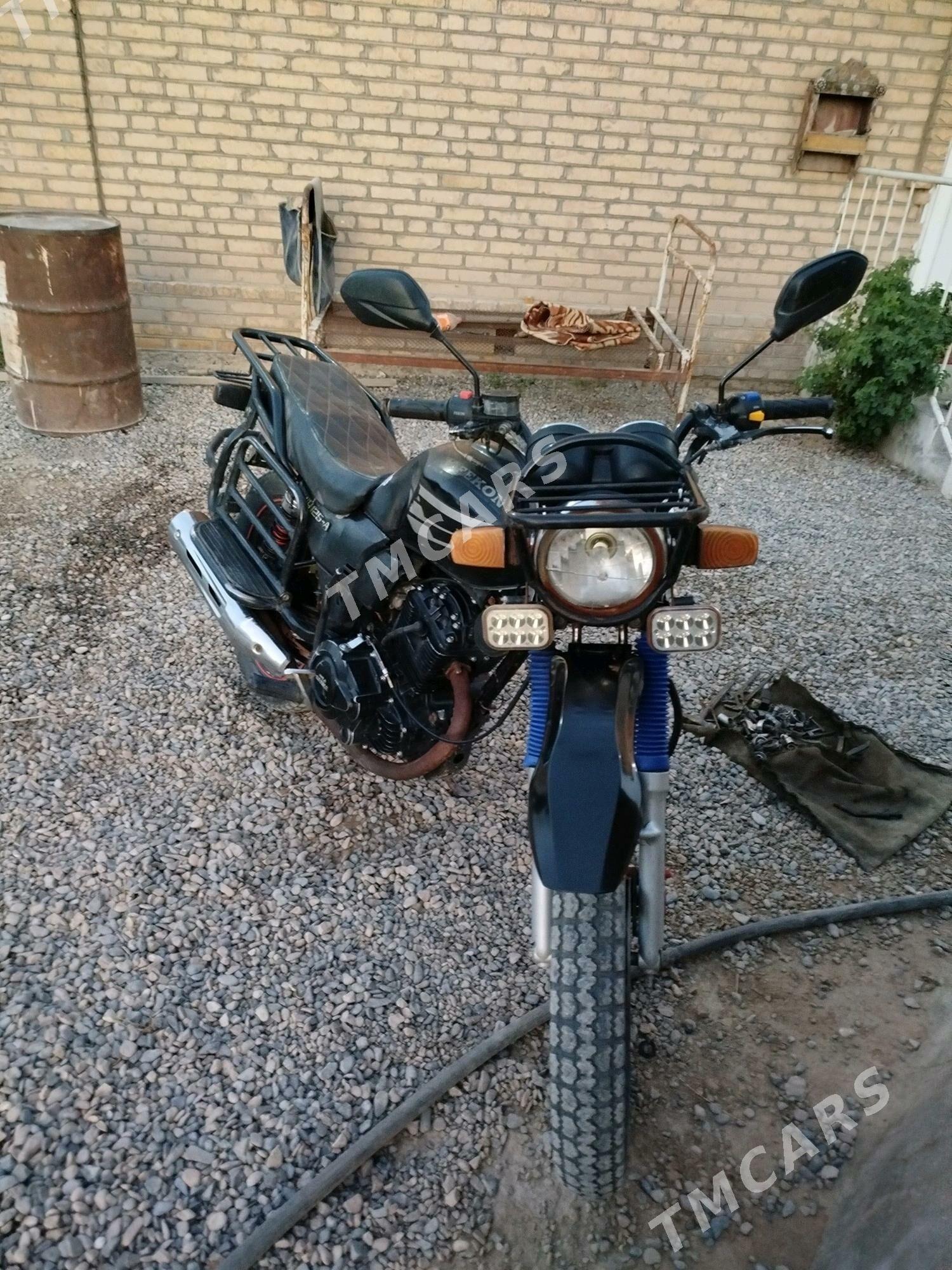 Yamaha Artistic 2017 - 15 000 TMT - Sakarçäge - img 1
