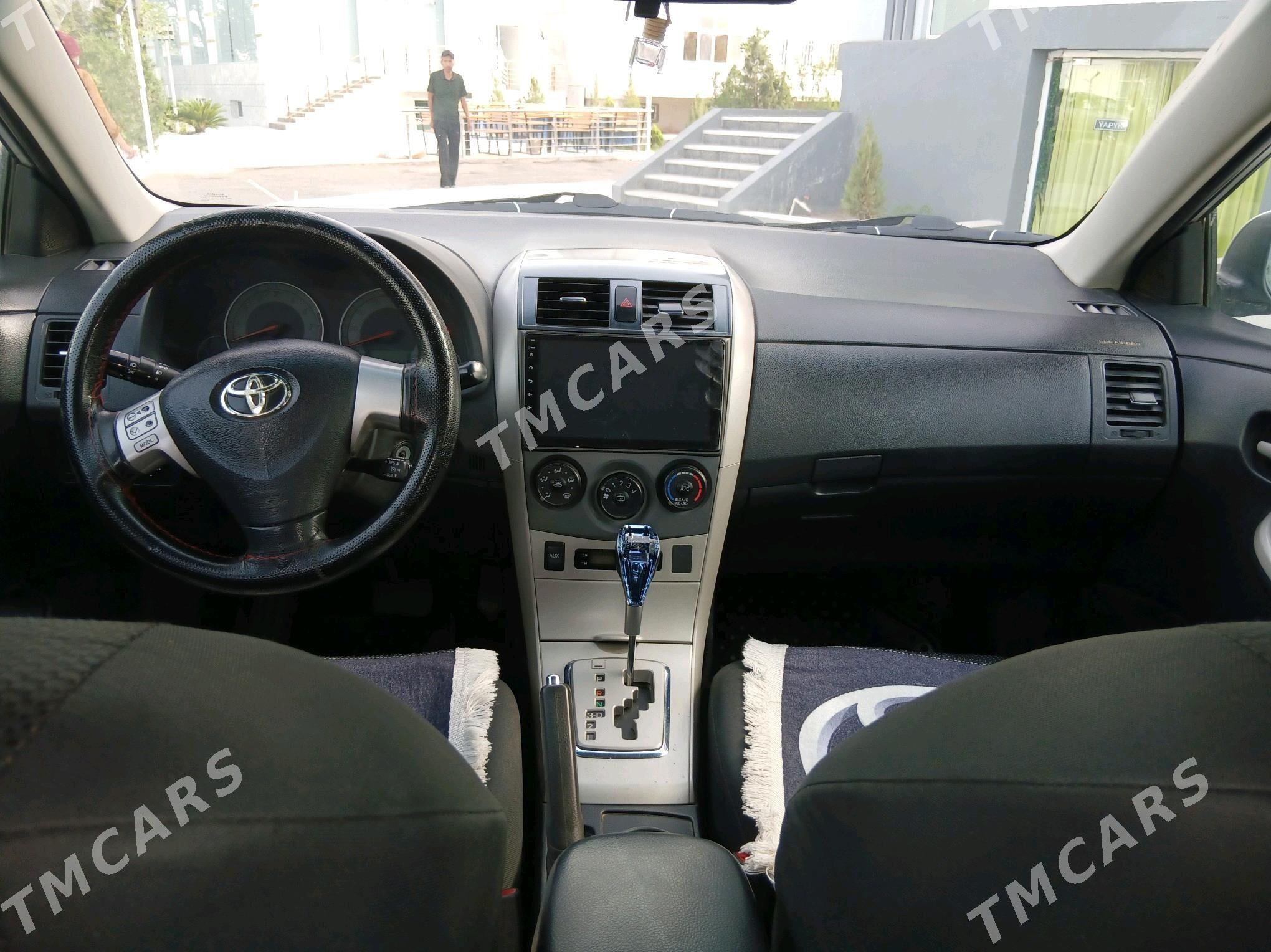 Toyota Corolla 2010 - 135 000 TMT - Дашогуз - img 4