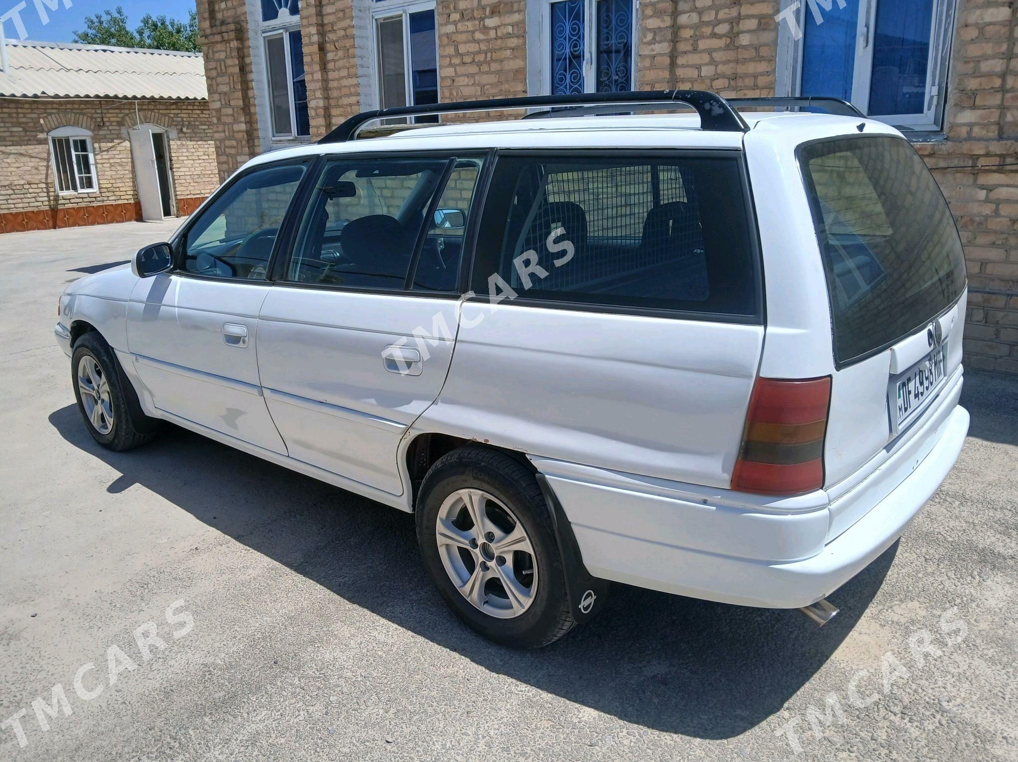 Opel Astra 1993 - 28 000 TMT - Mary - img 4