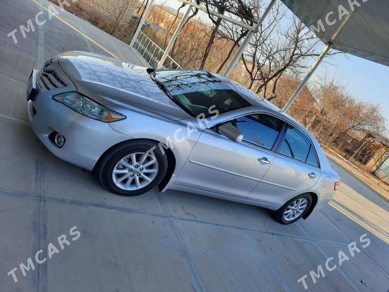 Toyota Camry 2010 - 210 000 TMT - Saýat - img 2