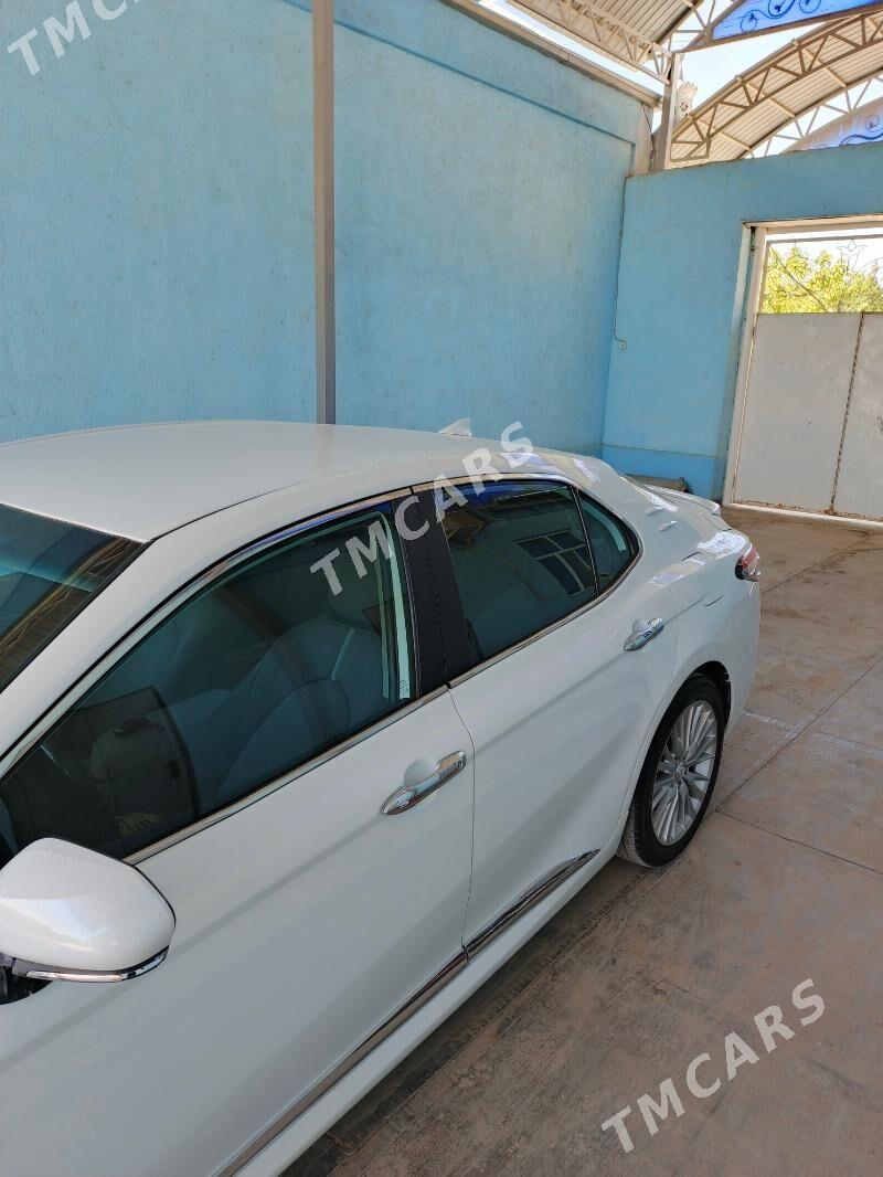 Toyota Camry 2021 - 300 000 TMT - Türkmengala - img 6
