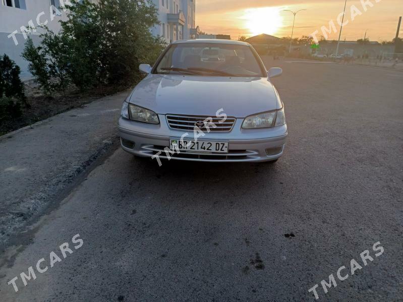 Toyota Camry 2000 - 125 000 TMT - Daşoguz - img 2