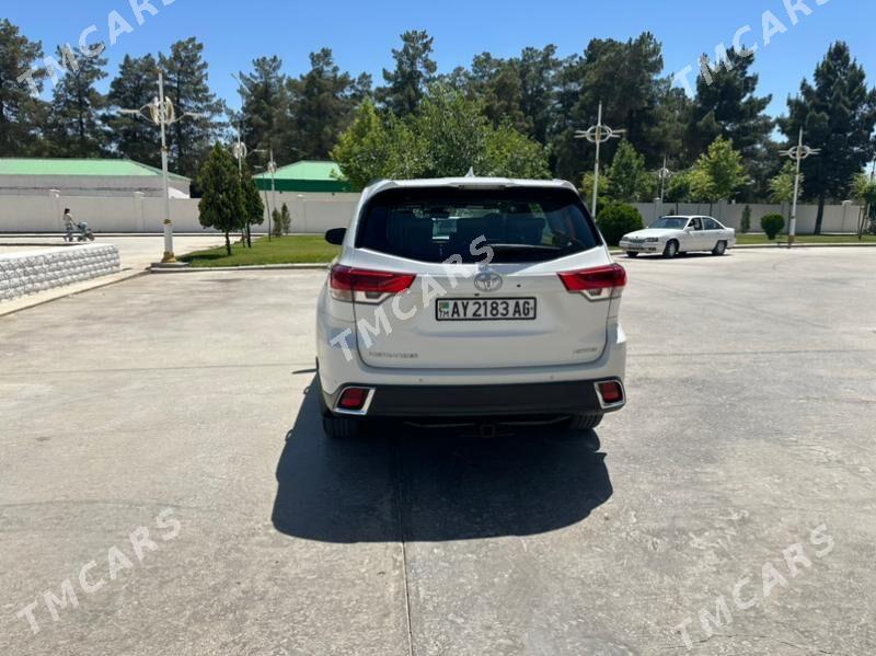 Toyota Highlander 2017 - 512 000 TMT - Ашхабад - img 5
