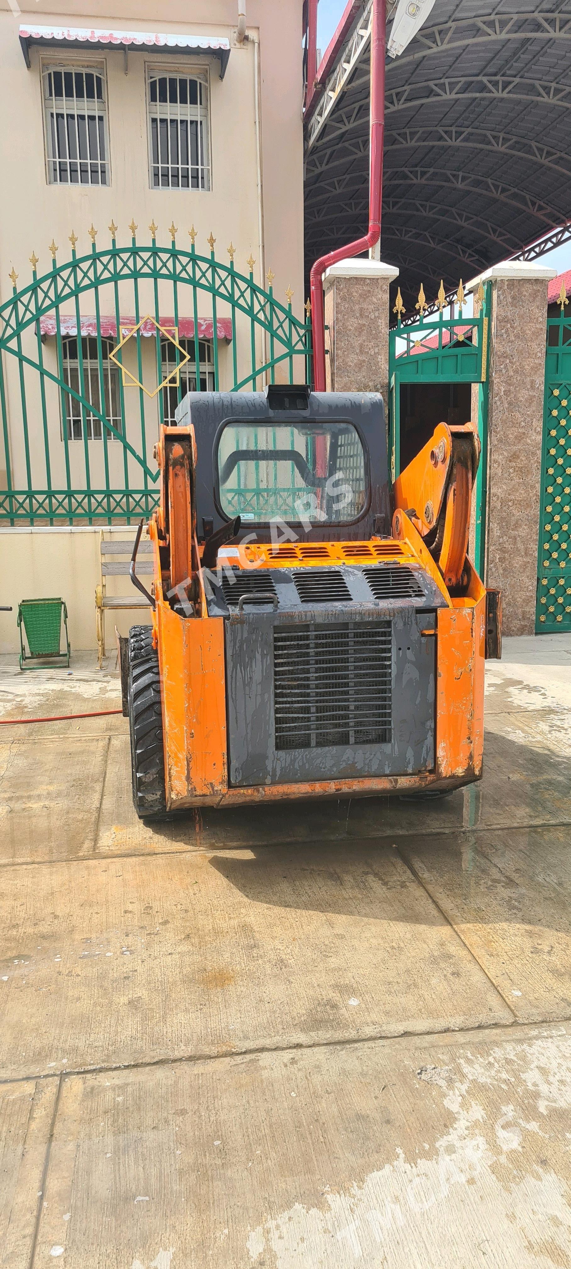 Bobcat S300 2008 - 150 000 TMT - Çoganly - img 2