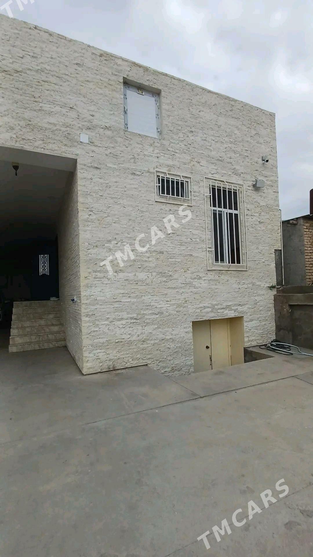 собственный дом из мрамора - Туркменабат - img 9