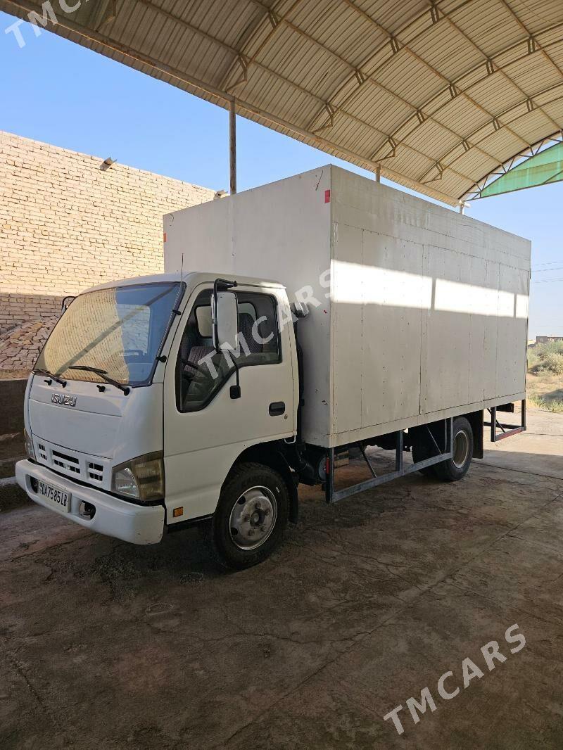 Isuzu Elf 2006 - 265 000 TMT - Halaç - img 4