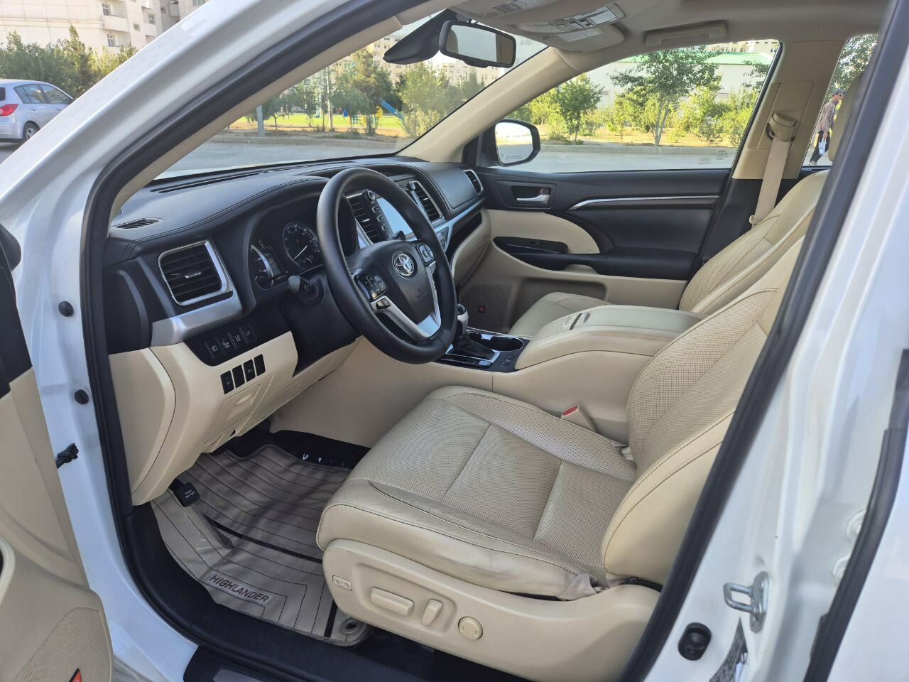 Toyota Highlander 2015 - 388 000 TMT - Aşgabat - img 6