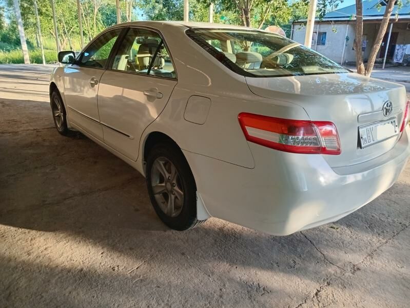 Toyota Camry 2010 - 136 000 TMT - Кёнеургенч - img 8
