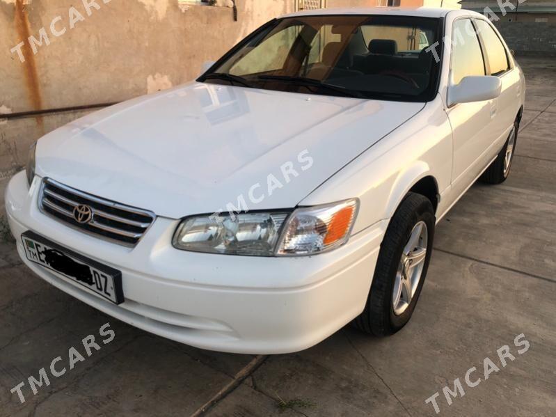 Toyota Camry 2000 - 128 000 TMT - Кёнеургенч - img 2