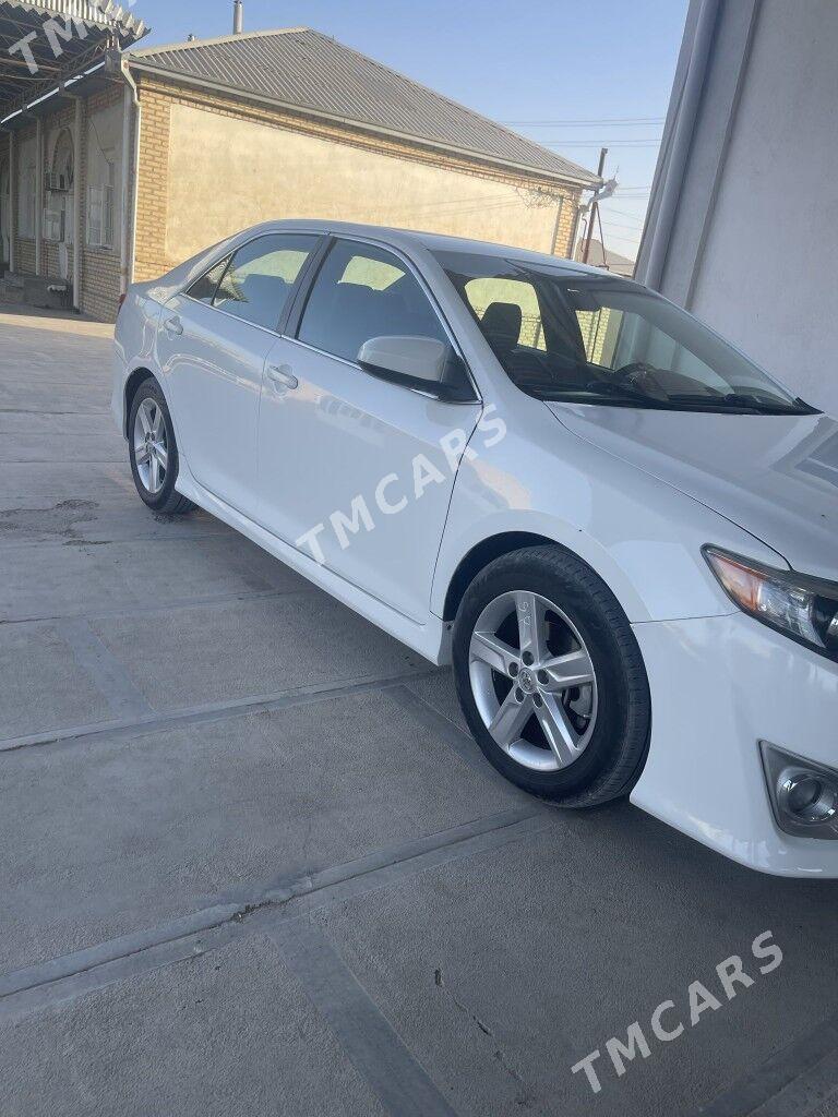 Toyota Camry 2014 - 190 000 TMT - Мары - img 5