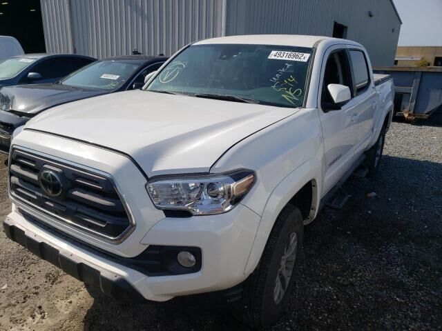 Toyota Tacoma 2019 - 420 000 TMT - Aşgabat - img 7