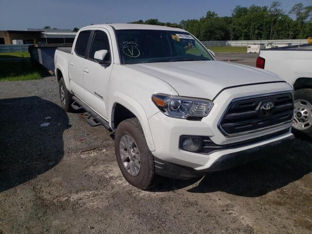 Toyota Tacoma 2019 - 420 000 TMT - Aşgabat - img 6