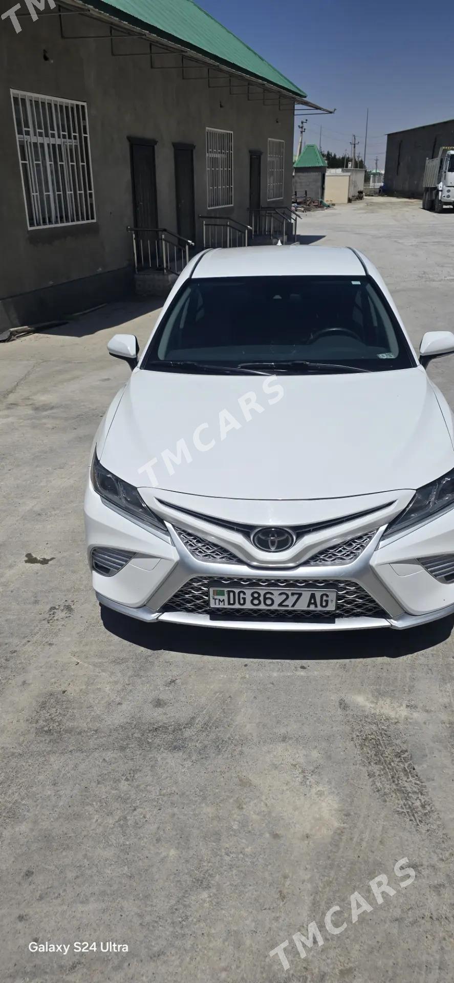 Toyota Camry 2020 - 290 000 TMT - Aşgabat - img 6