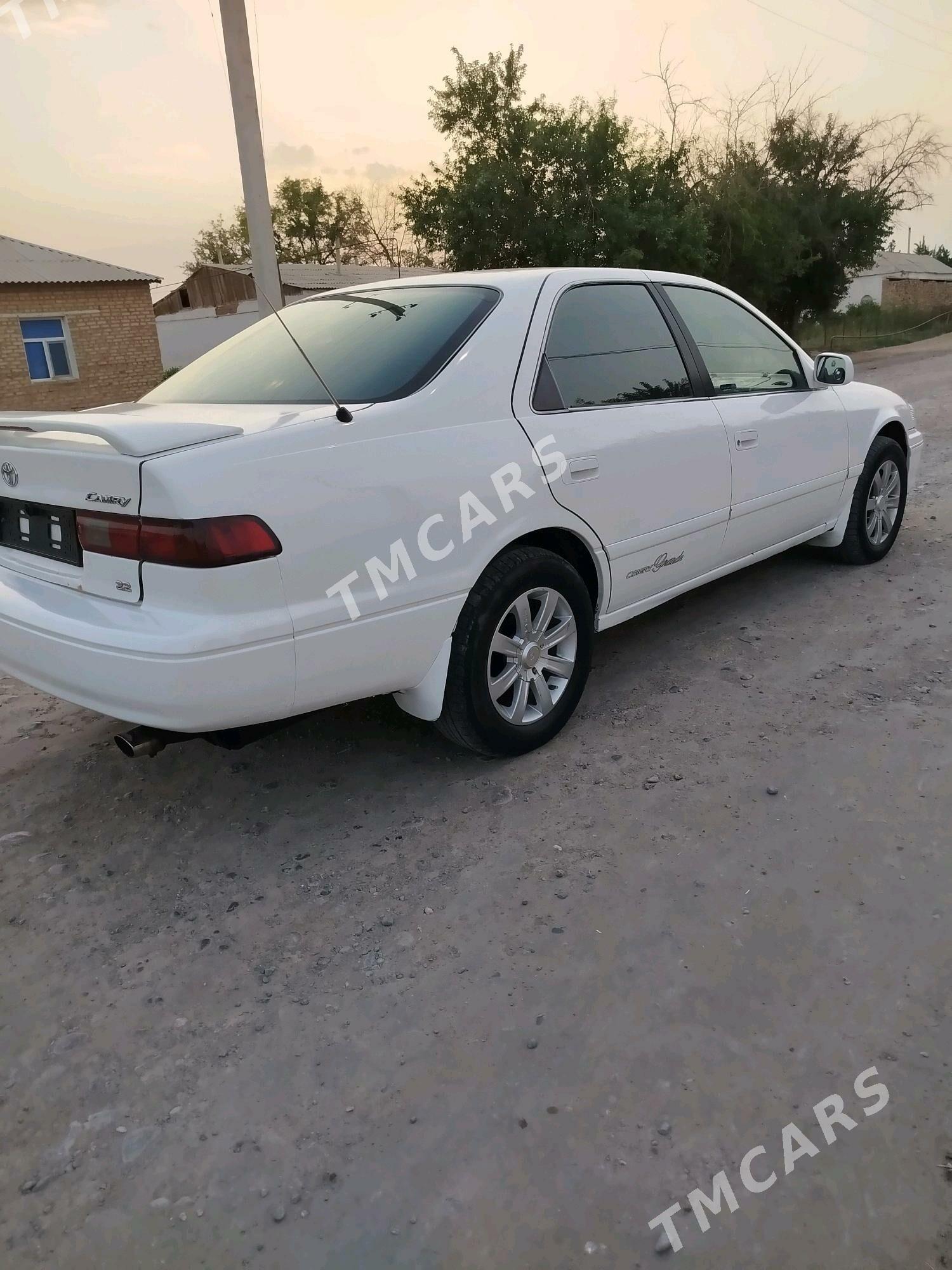 Toyota Camry 1999 - 102 000 TMT - Babadaýhan - img 3