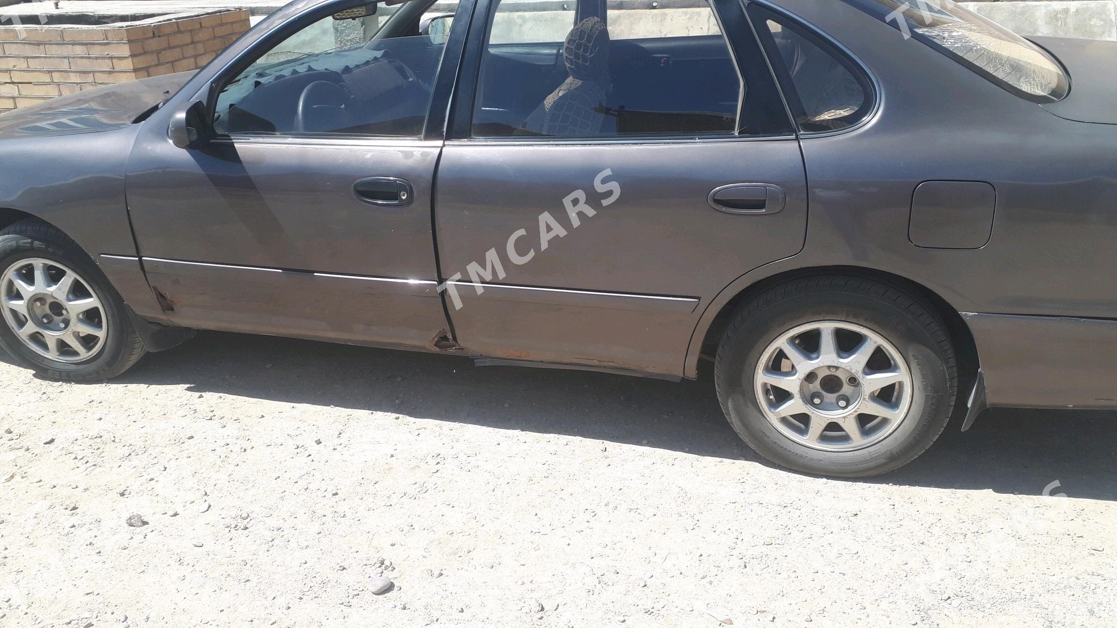 Toyota Avalon 1995 - 75 000 TMT - Векильбазар - img 3