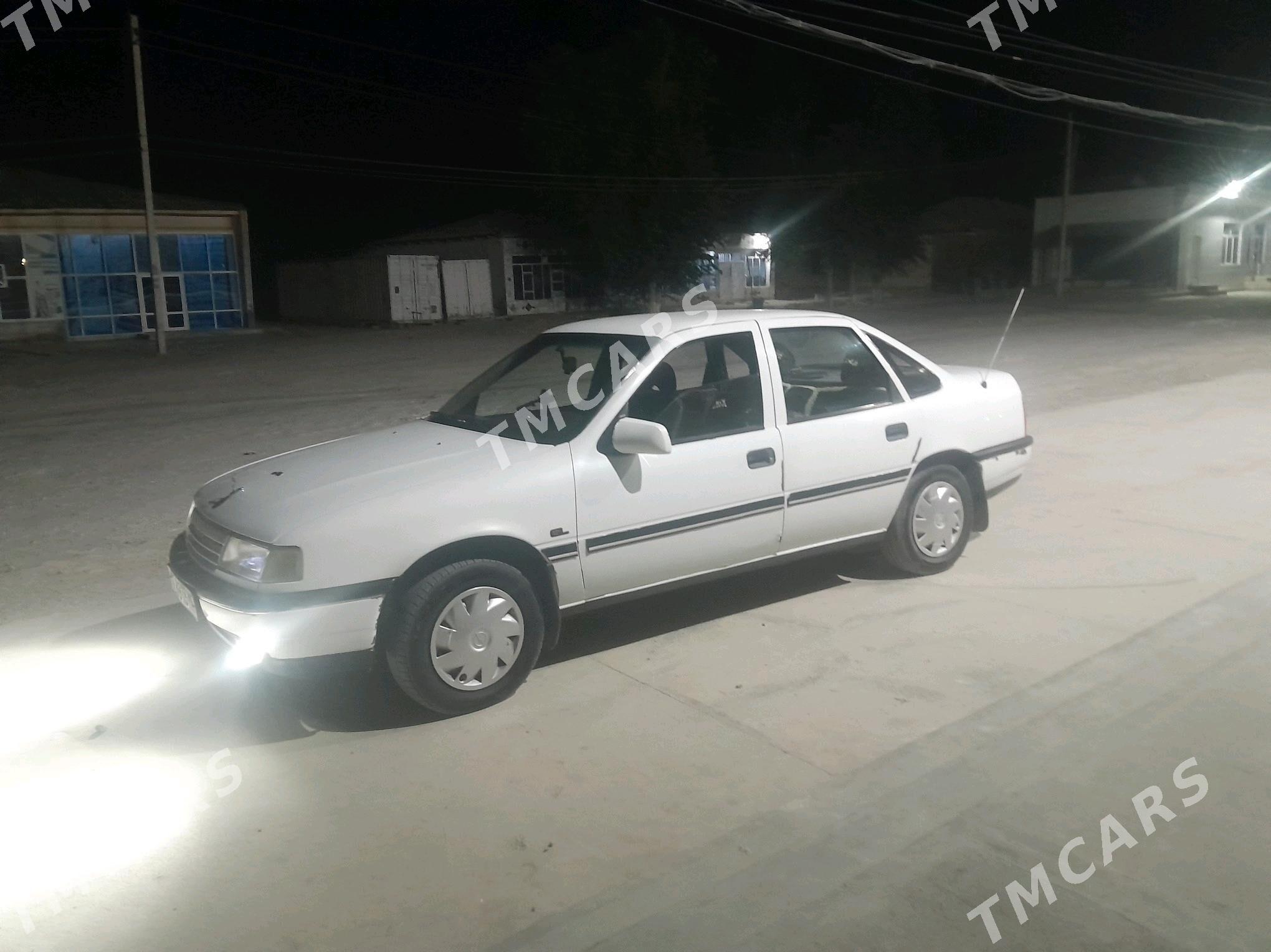 Opel Vectra 1992 - 33 000 TMT - Wekilbazar - img 3