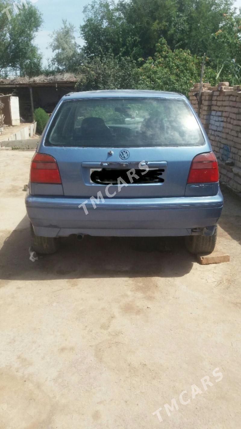 Volkswagen Golf III 1992 - 10 000 TMT - Туркменабат - img 3