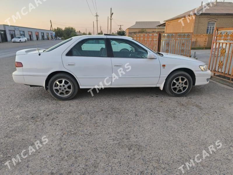 Toyota Camry 2000 - 126 000 TMT - Mary - img 4