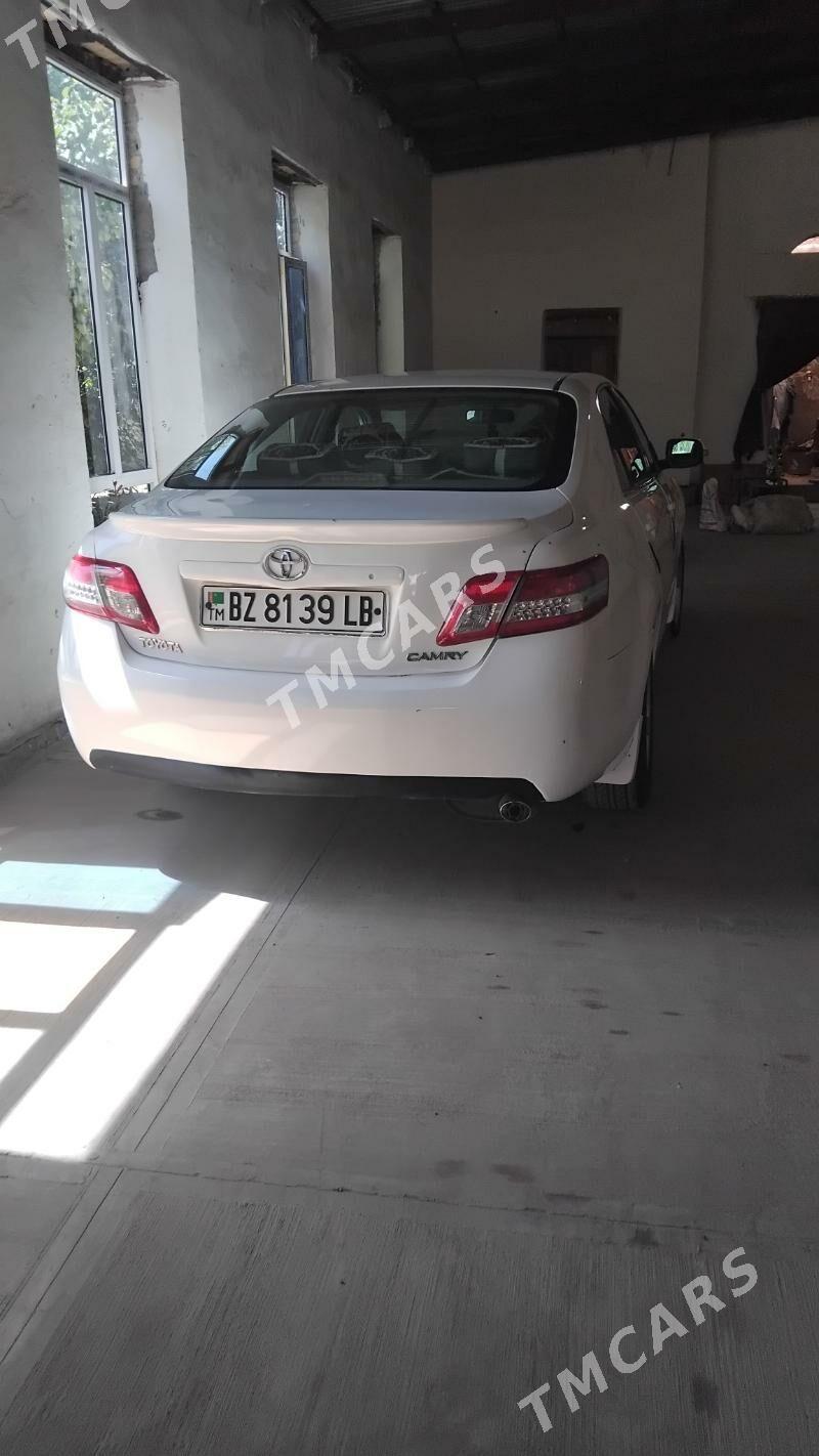 Toyota Camry 2010 - 141 000 TMT - Saýat - img 2