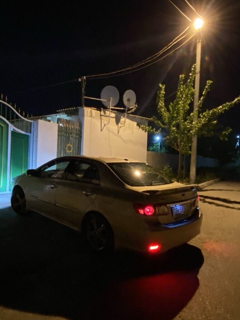 Toyota Corolla 2011 - 170 000 TMT - Aşgabat - img 8
