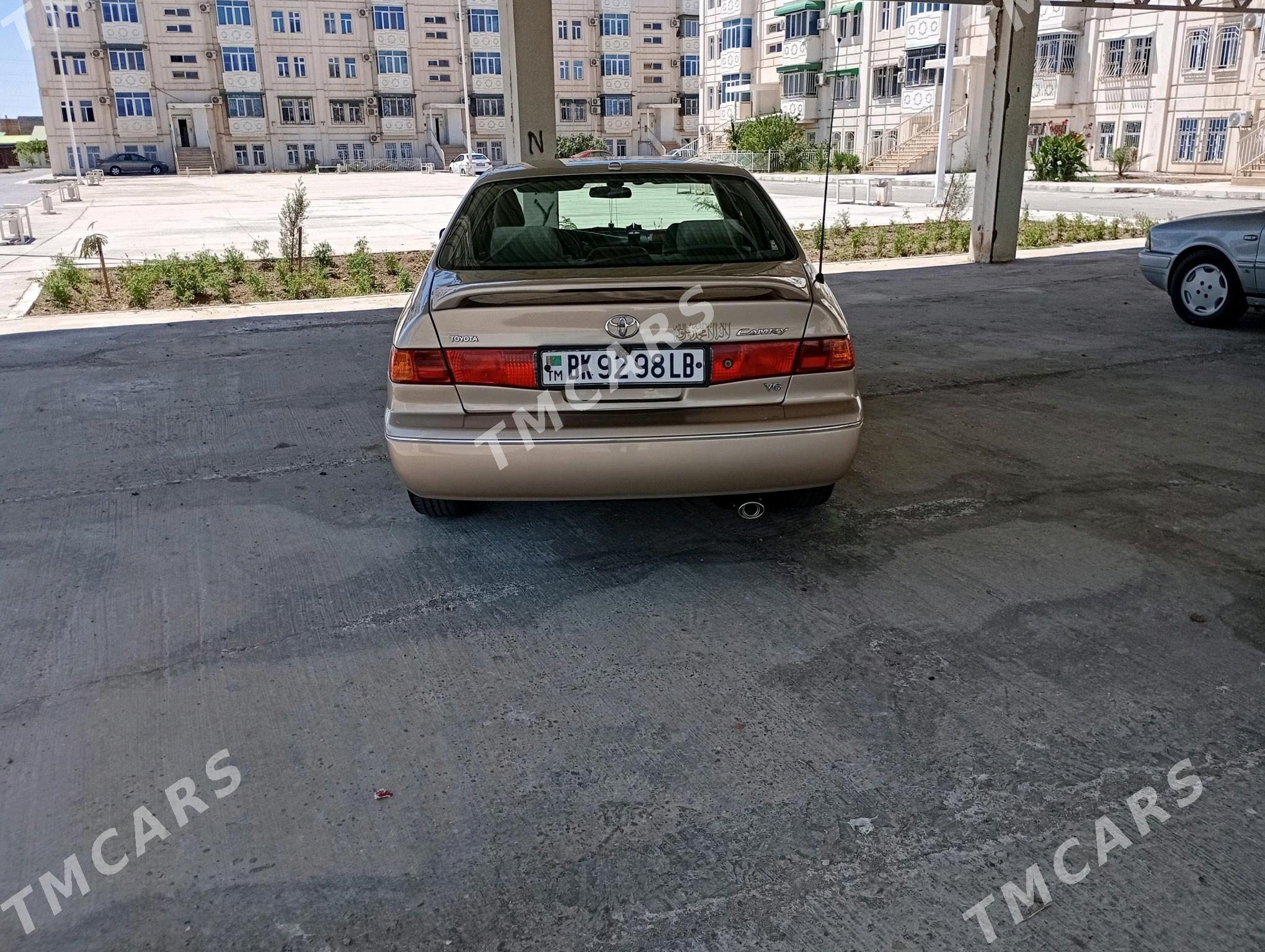 Toyota Camry 1998 - 117 000 TMT - Туркменабат - img 9