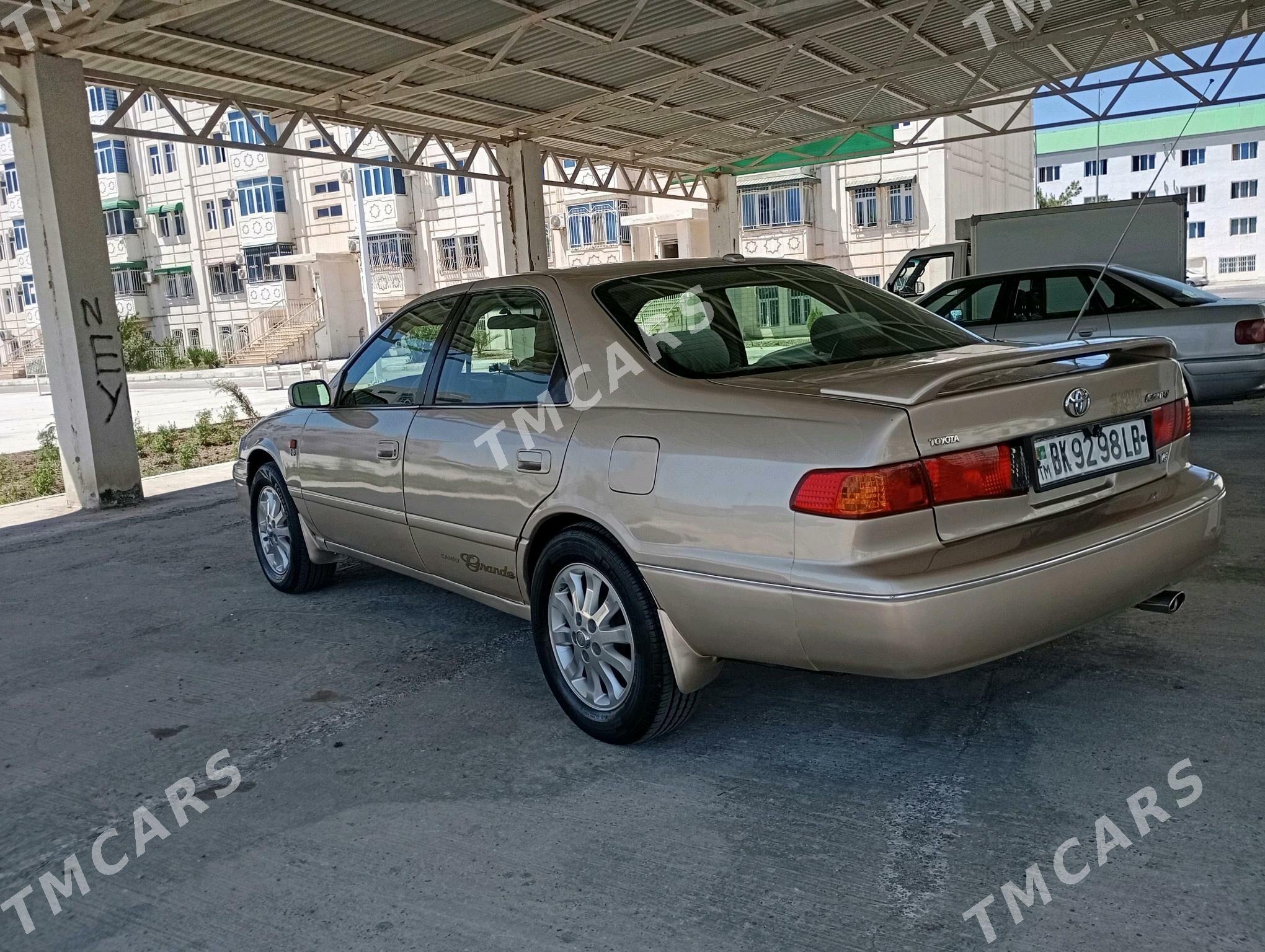 Toyota Camry 1998 - 117 000 TMT - Туркменабат - img 8