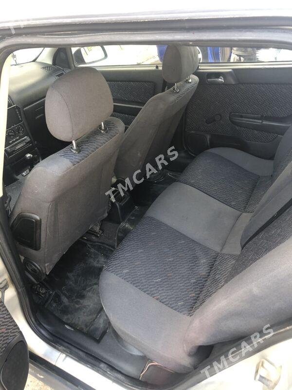 Opel Astra 2002 - 65 000 TMT - Дашогуз - img 1