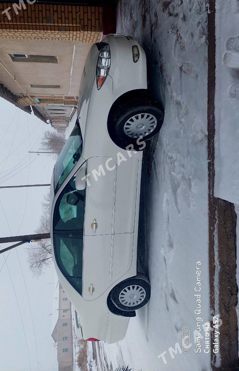 Toyota Camry 2003 - 150 000 TMT - Акдепе - img 4