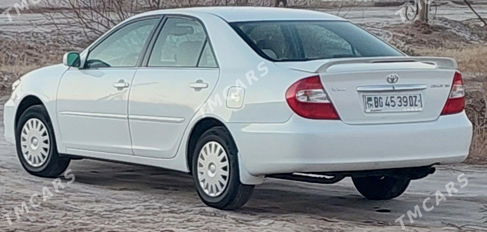 Toyota Camry 2003 - 150 000 TMT - Акдепе - img 3