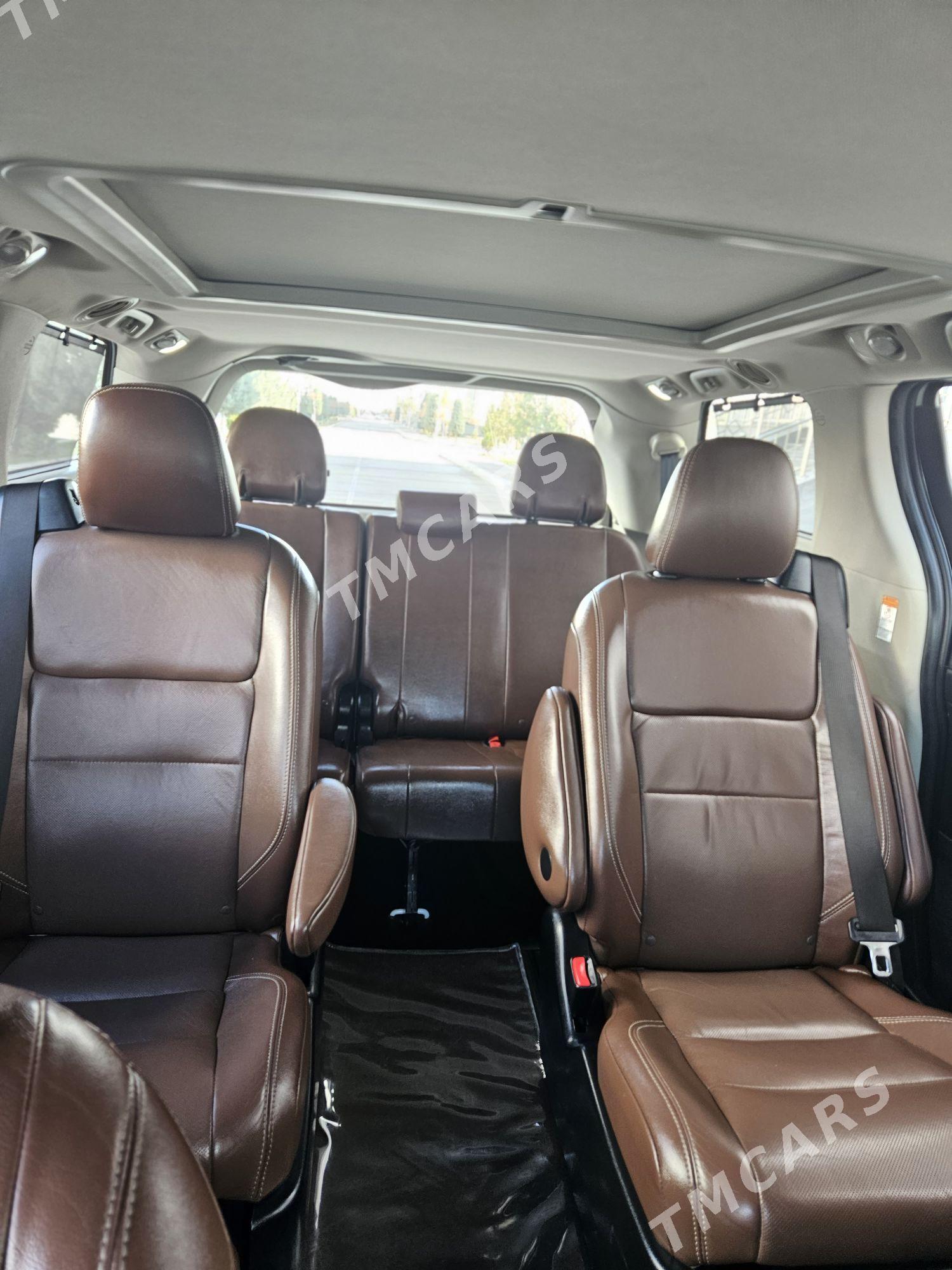 Toyota Sienna 2017 - 500 000 TMT - Ашхабад - img 8