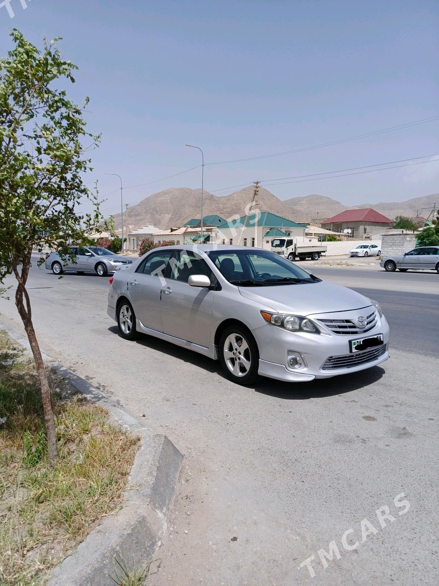 Toyota Corolla 2013 - 158 000 TMT - Балканабат - img 2