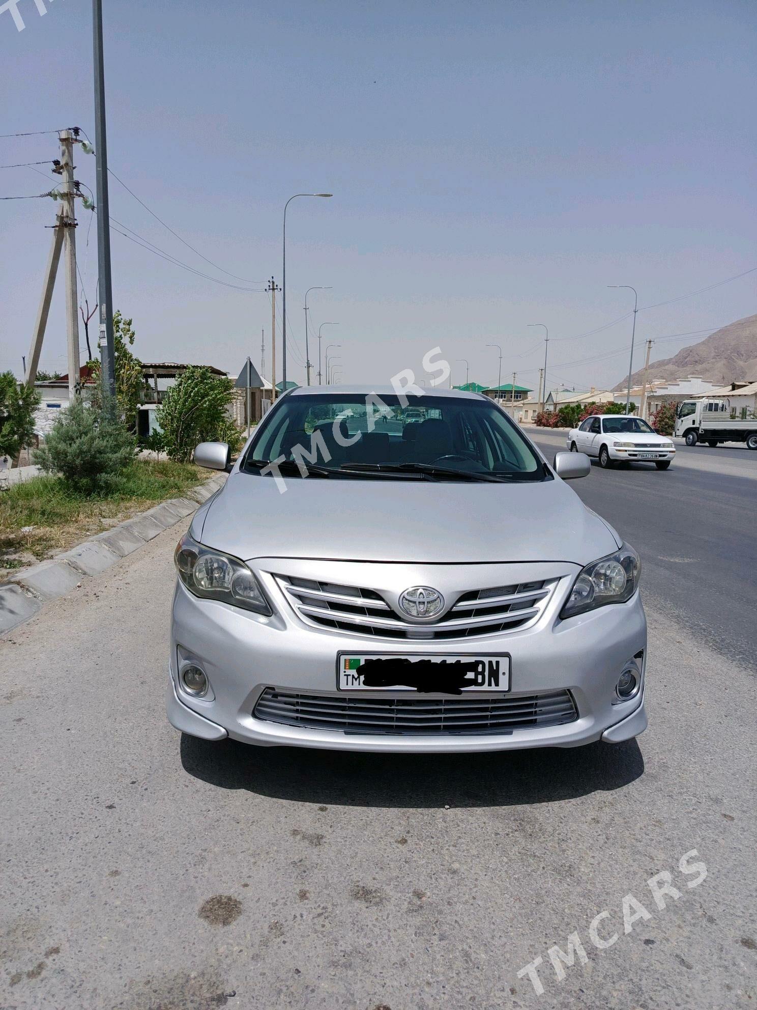 Toyota Corolla 2013 - 158 000 TMT - Балканабат - img 3