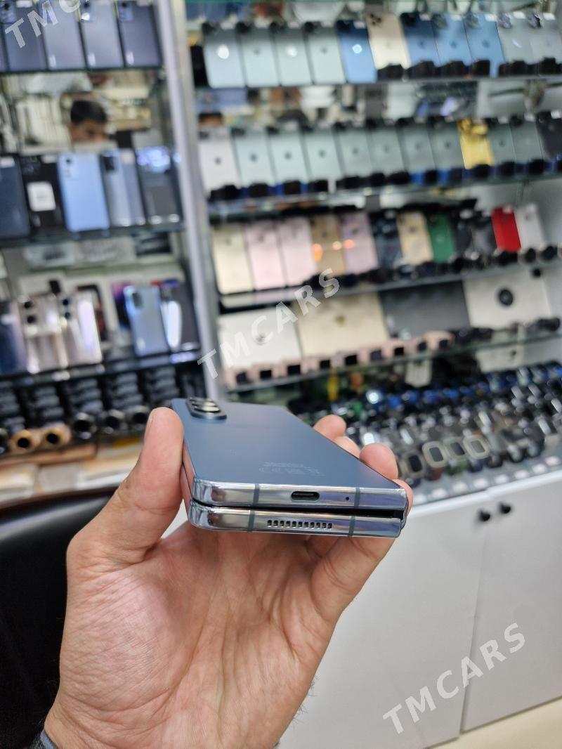 Samsung Z Fold4 - Торговый центр "15 лет Независимости" - img 4