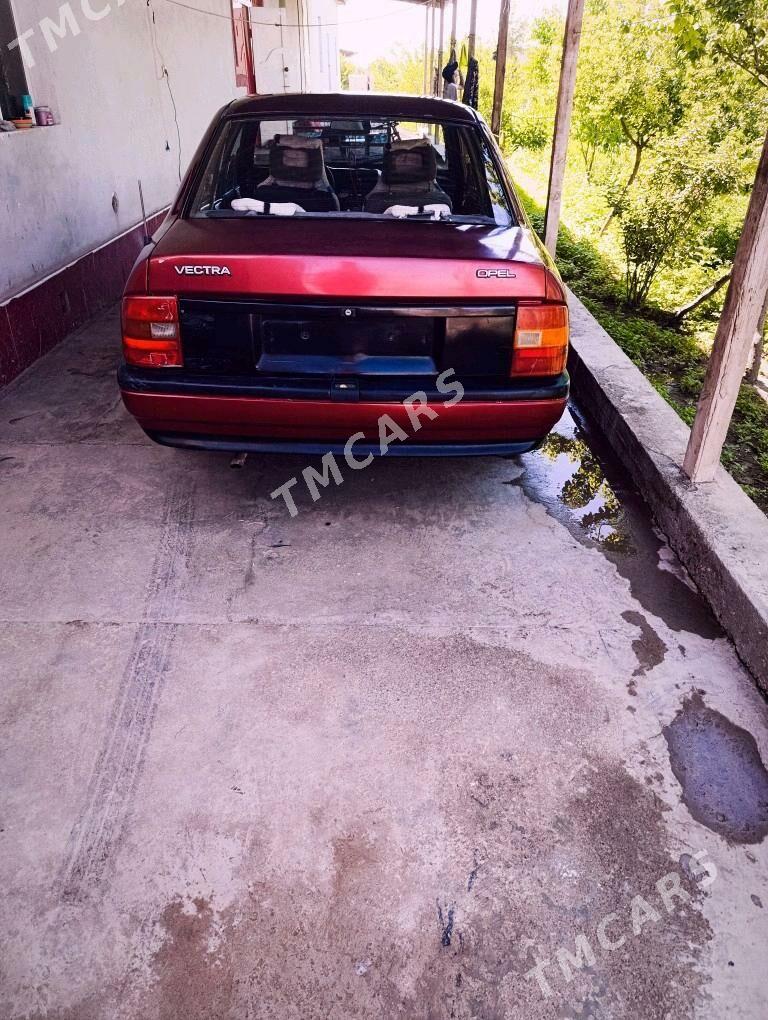 Opel Vectra 1992 - 25 000 TMT - Гурбансолтан Едже - img 5