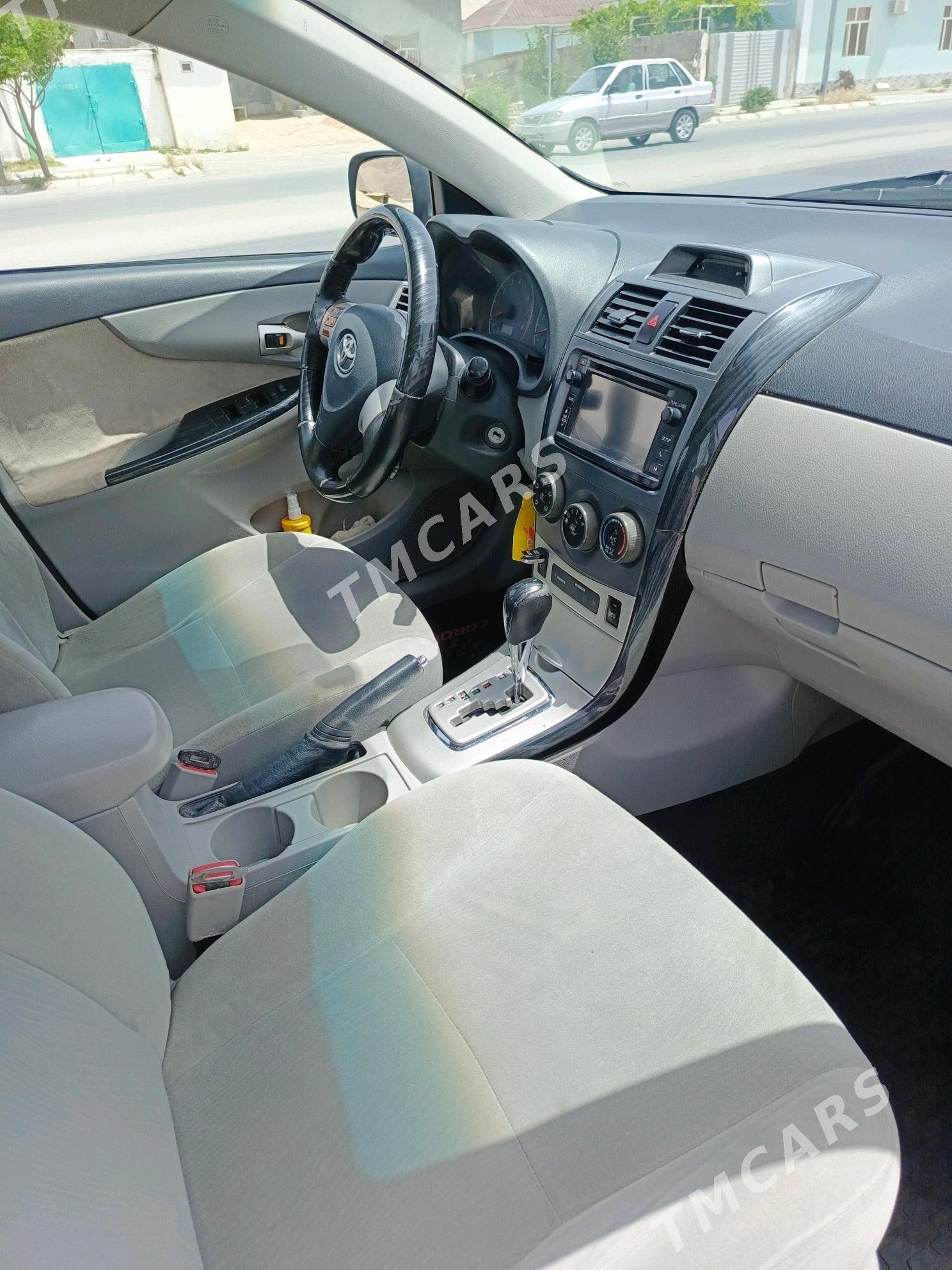 Toyota Corolla 2013 - 158 000 TMT - Балканабат - img 5