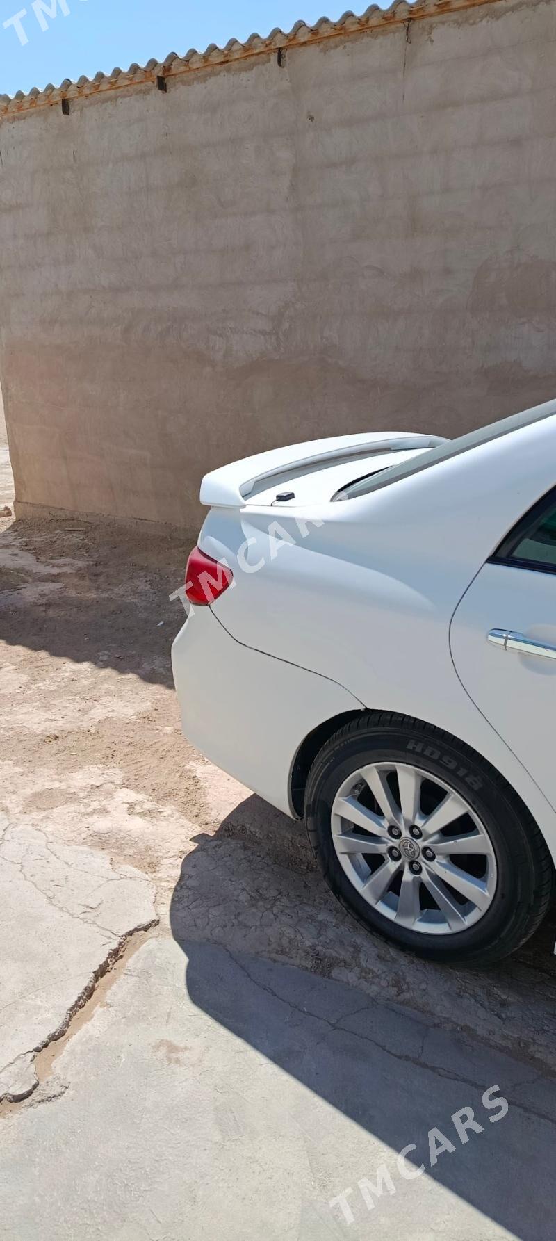 Toyota Corolla 2010 - 145 000 TMT - Ак-Бугдайский этрап - img 6