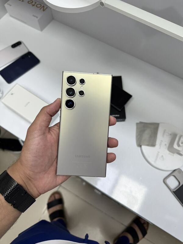 Samsung s24 Ultra 12/256gb - Багир - img 2