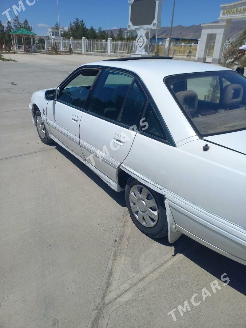 Opel Omega 1992 - 18 000 TMT - Махтумкули - img 8