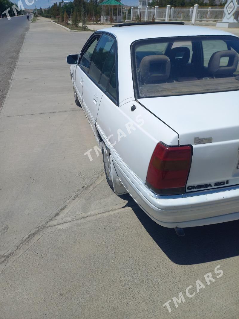 Opel Omega 1992 - 18 000 TMT - Махтумкули - img 4