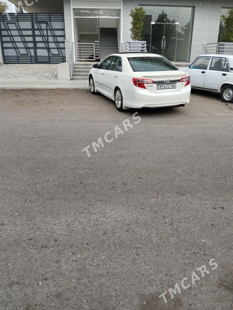 Toyota Camry 2012 - 220 000 TMT - Gökdepe - img 2