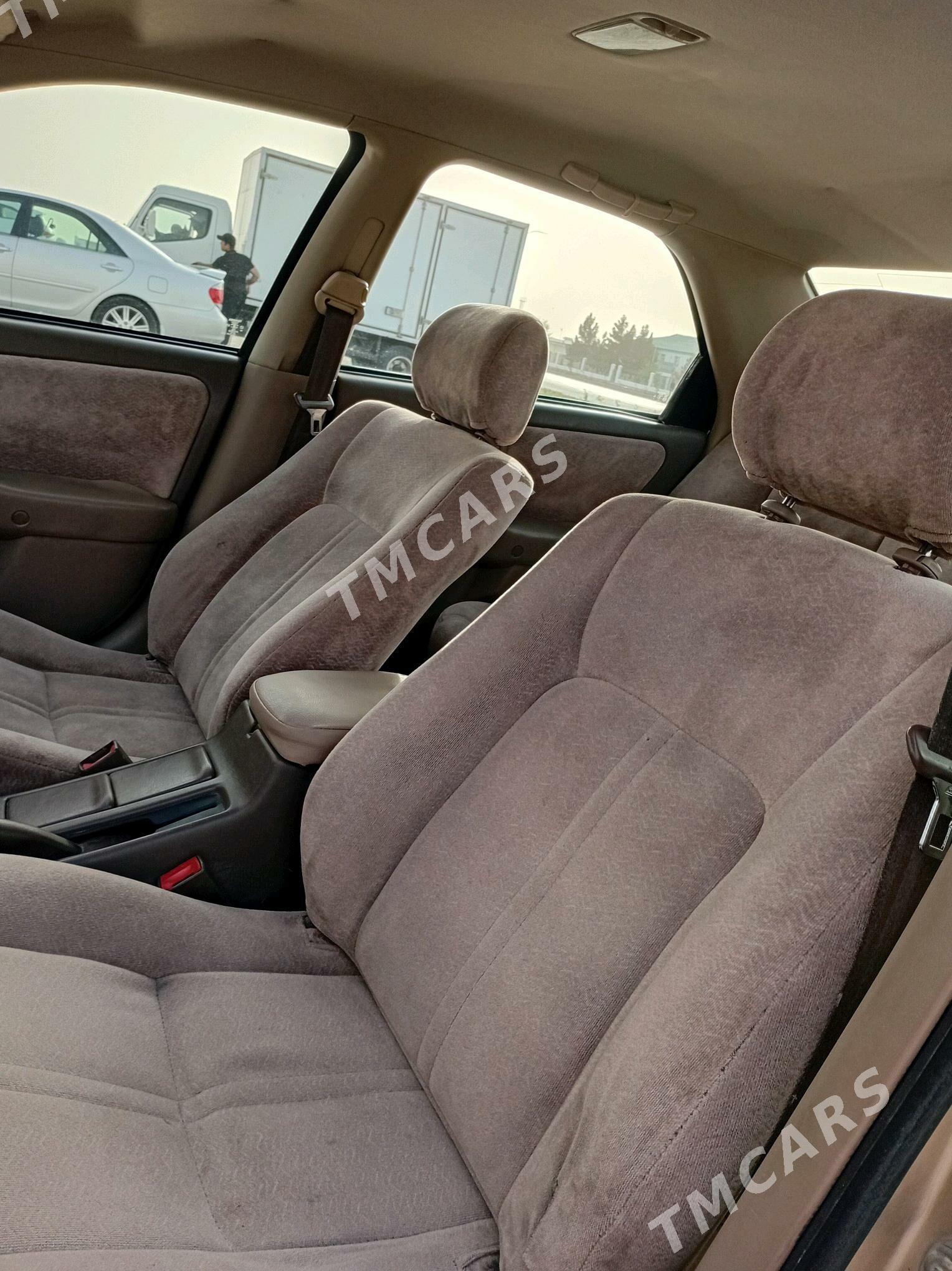 Toyota Camry 1998 - 125 000 TMT - Теджен - img 8