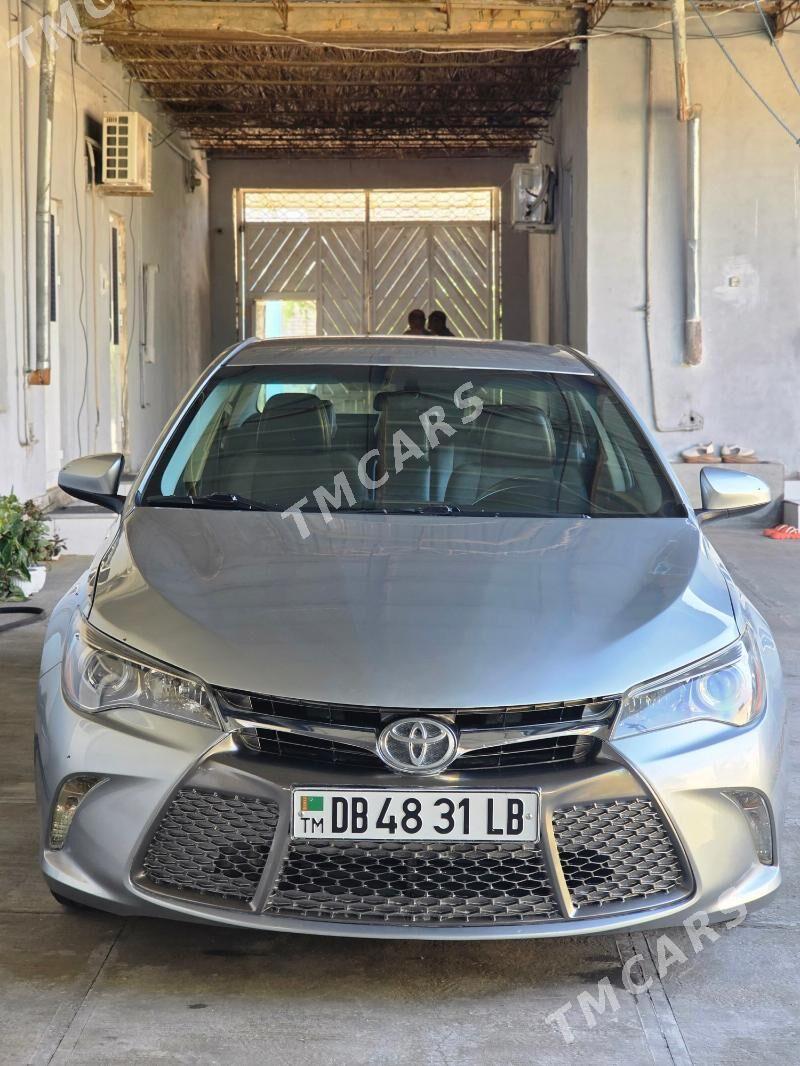 Toyota Camry 2016 - 260 000 TMT - Саят - img 3