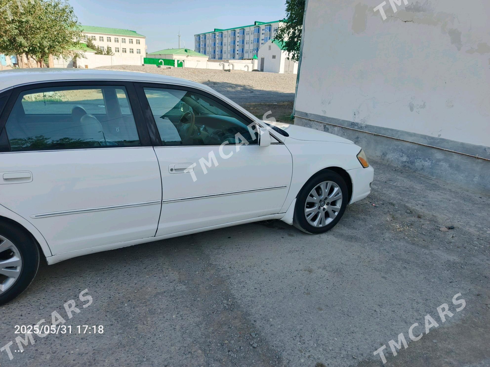 Toyota Avalon 2002 - 160 000 TMT - Büzmeýin - img 2