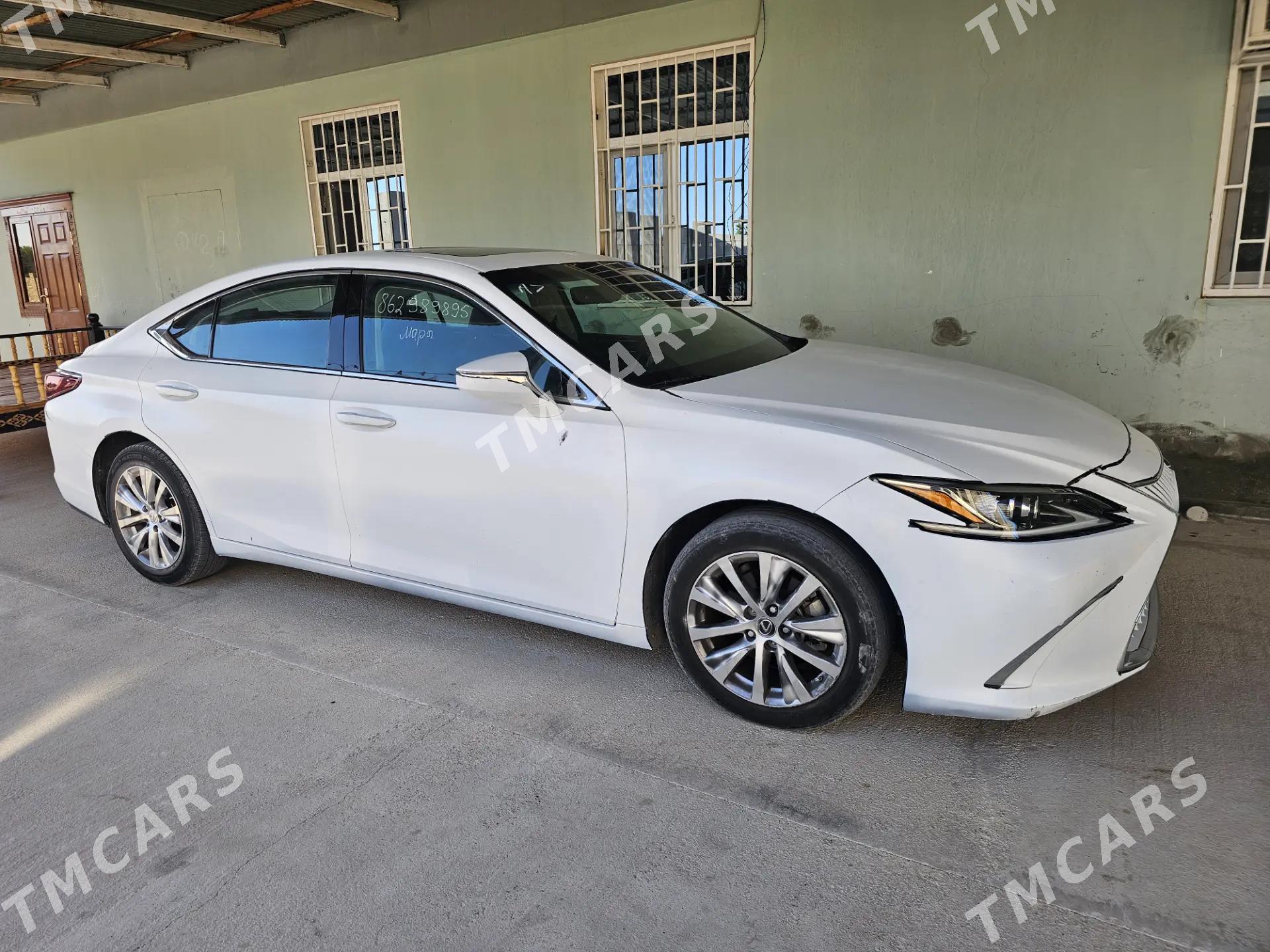 Toyota Camry 2021 - 405 000 TMT - Aşgabat - img 9