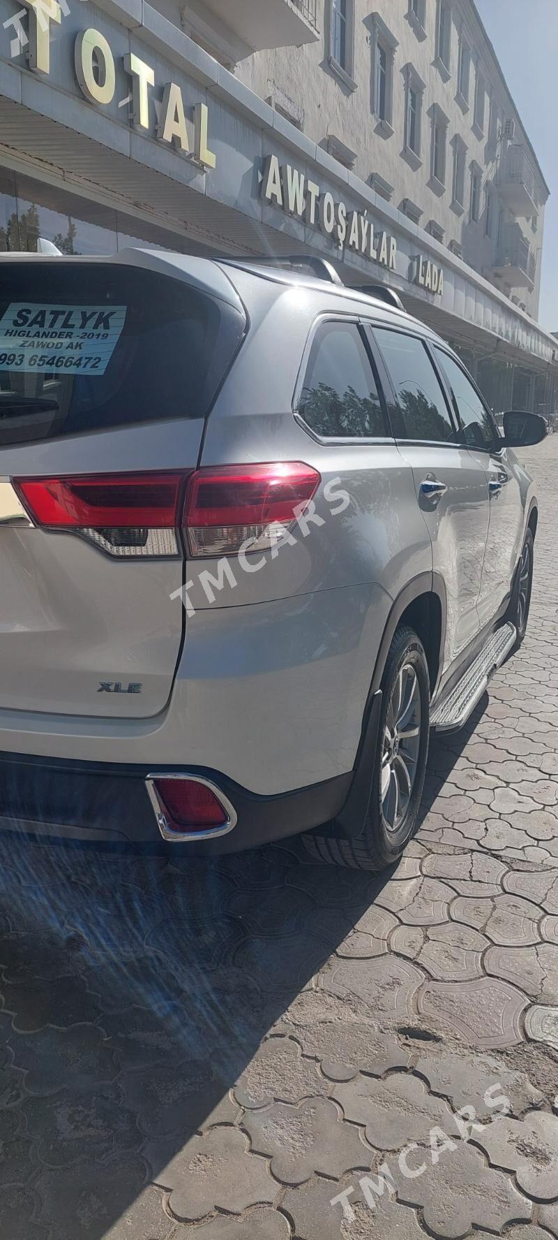Toyota Highlander 2019 - 480 000 TMT - Туркменабат - img 4
