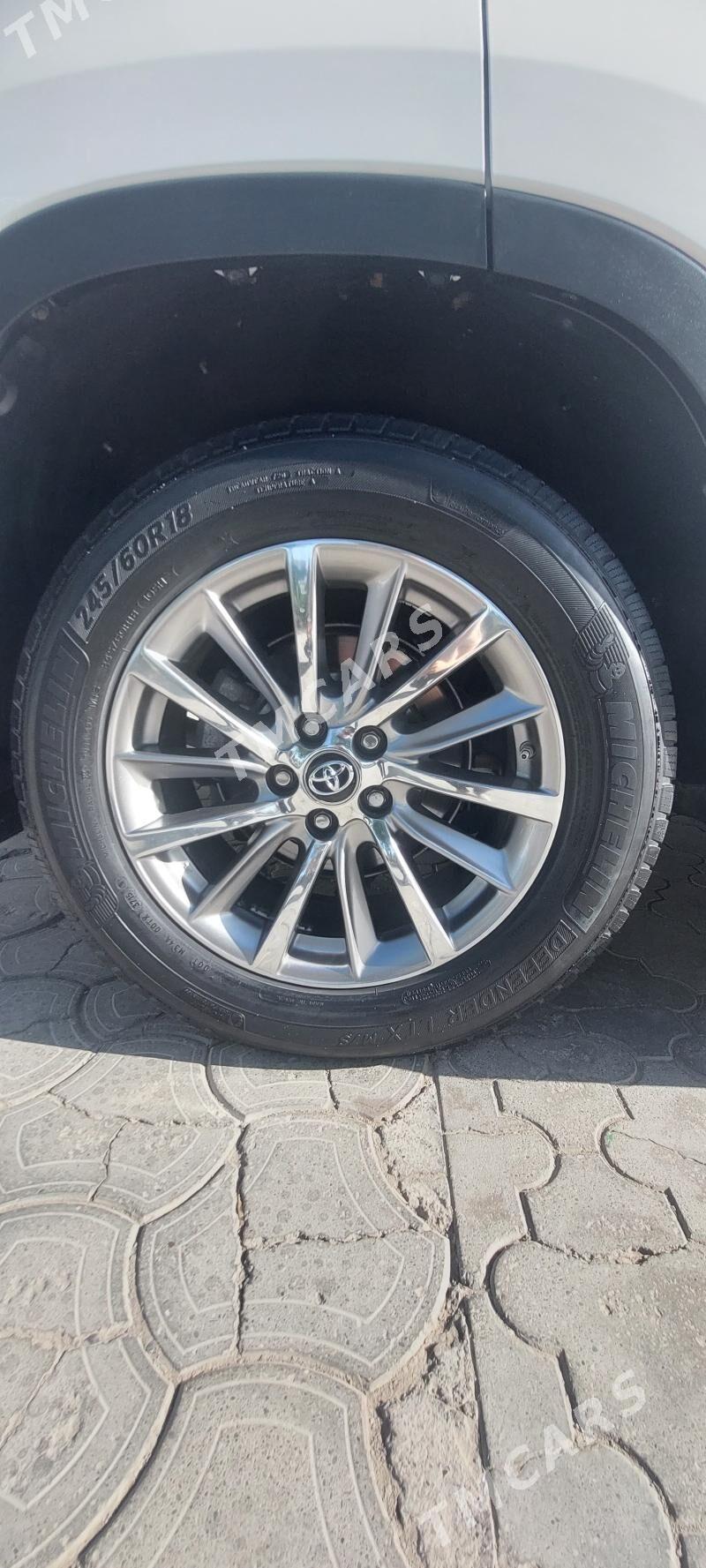 Toyota Highlander 2019 - 480 000 TMT - Туркменабат - img 10