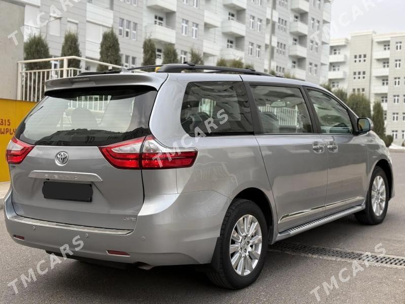 Toyota Sienna 2018 - 400 000 TMT - Мары - img 6