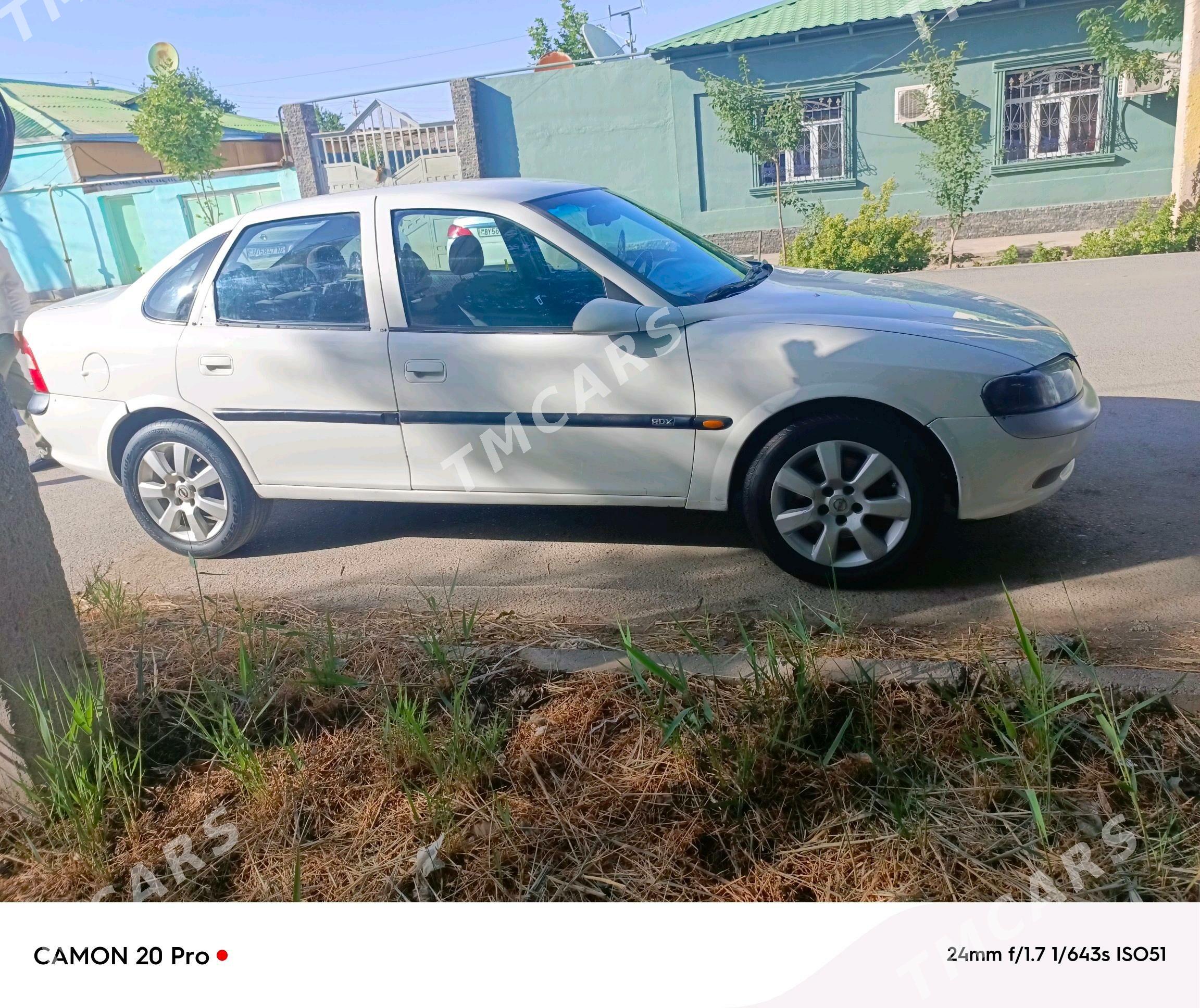 Opel Vectra 1998 - 33 000 TMT - Хитровка - img 7