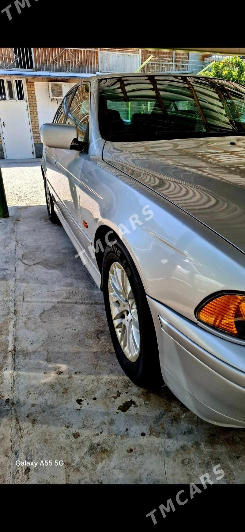BMW E39 2000 - 110 000 TMT - Балканабат - img 4