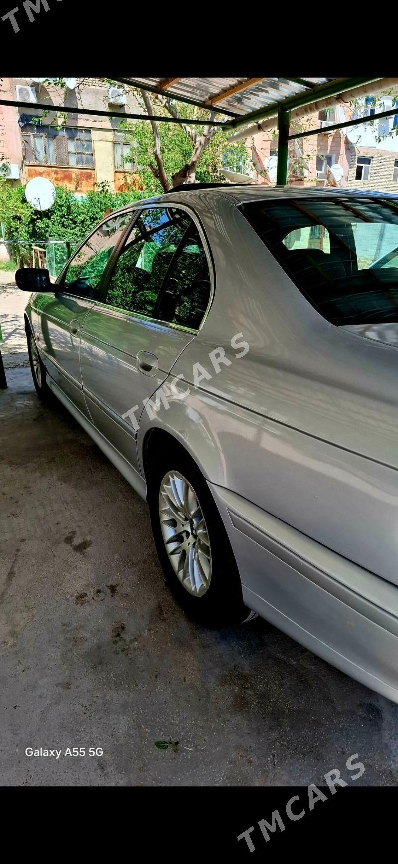BMW E39 2000 - 110 000 TMT - Балканабат - img 6